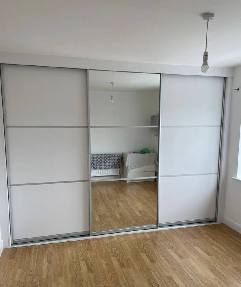 Beckenham-Interiors-Sliding-wardrobe-doors (20)