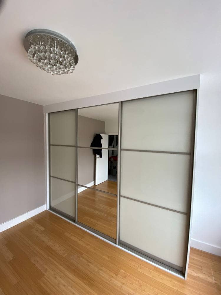 Beckenham-Interiors-Sliding-wardrobe-doors (7)