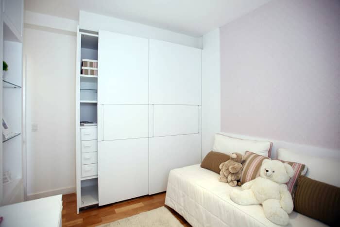 sliding-wardrobe-doors