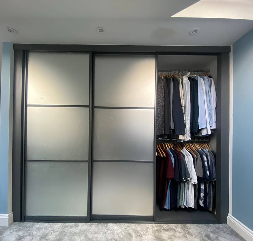 Sliding-wardrobe-doors-(8)